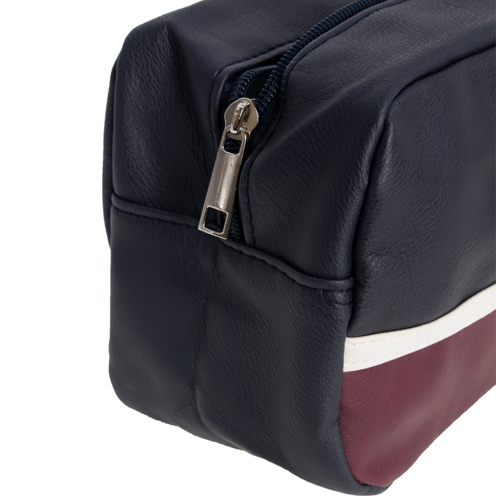Maroon Toiletries Bag With 1 Compartment BTL371317MRN